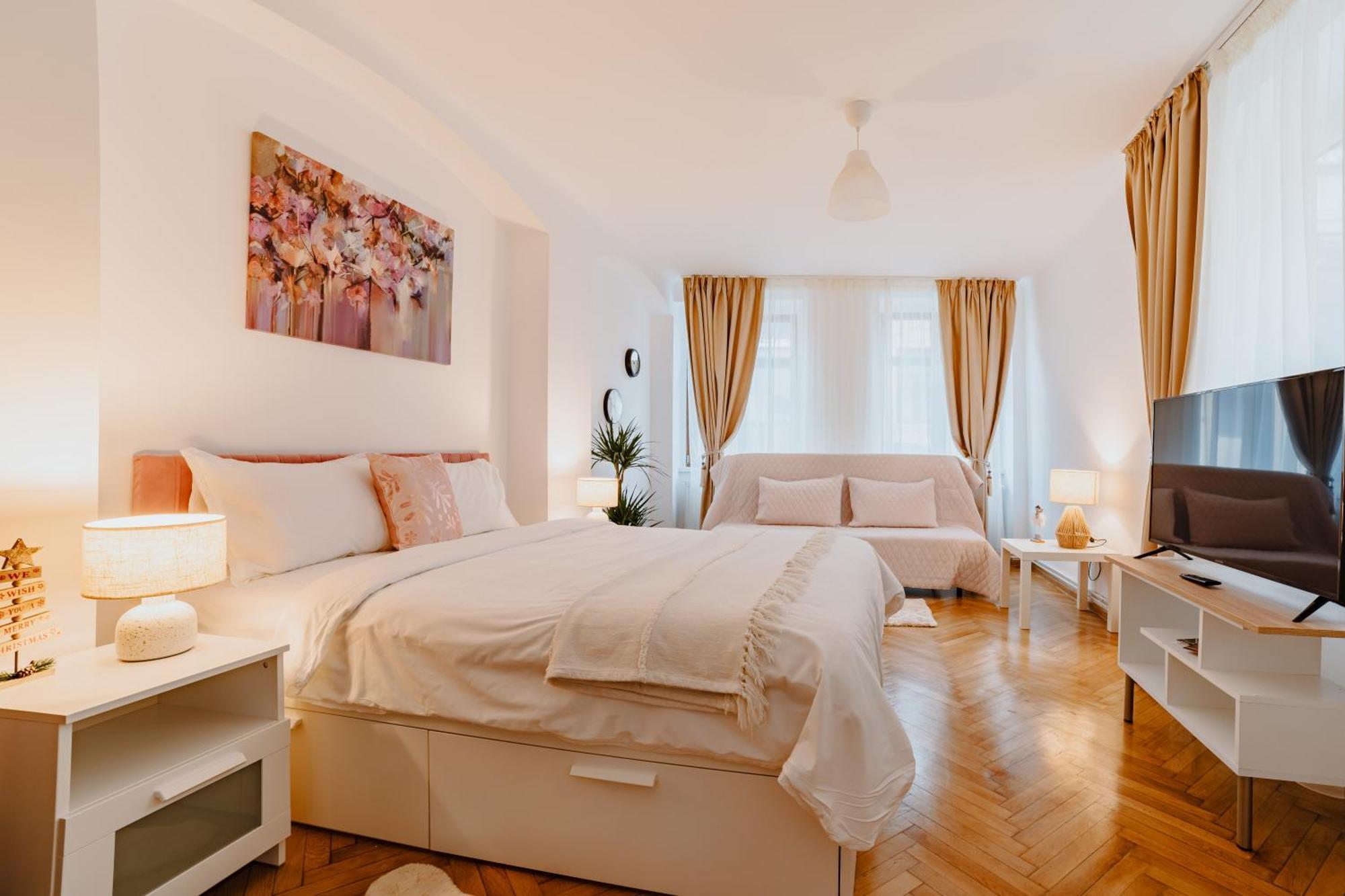 Anastasia Apartments With Parking Braşov Eksteriør billede